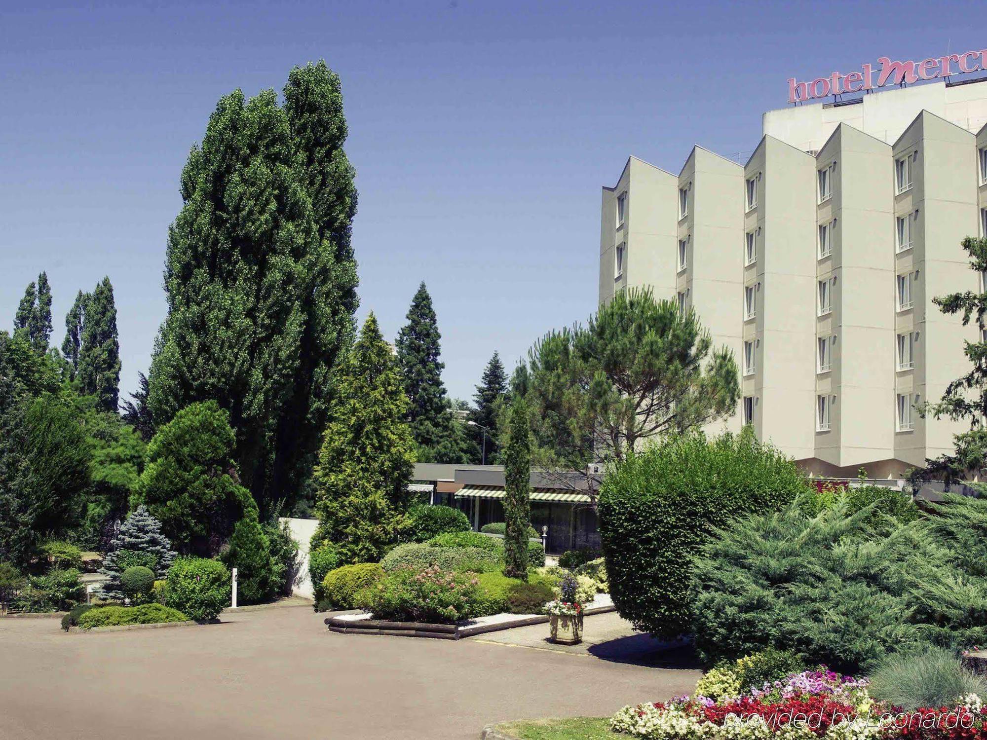 Mercure Saint Etienne Parc De L'Europe Esterno foto