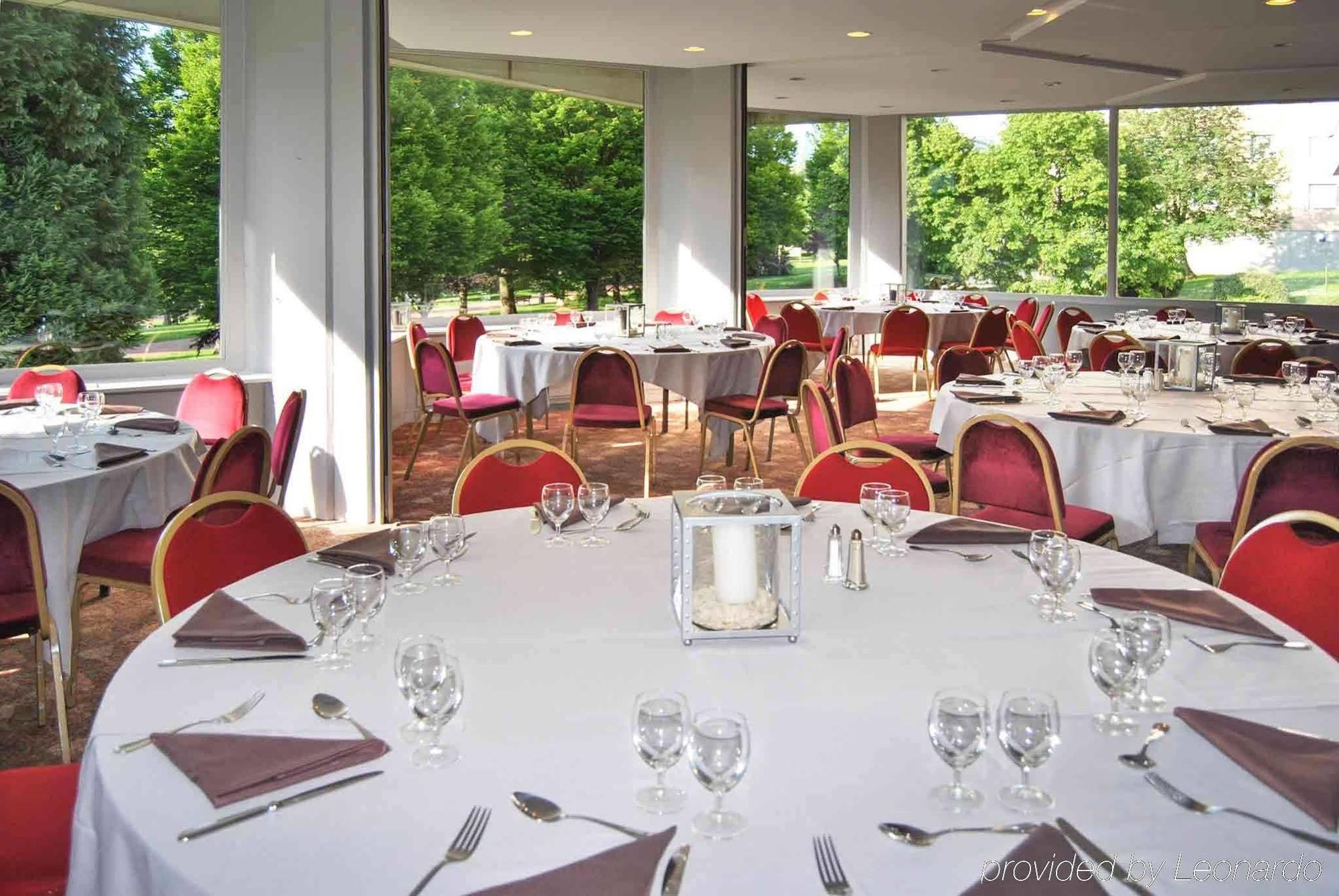 Mercure Saint Etienne Parc De L'Europe Esterno foto